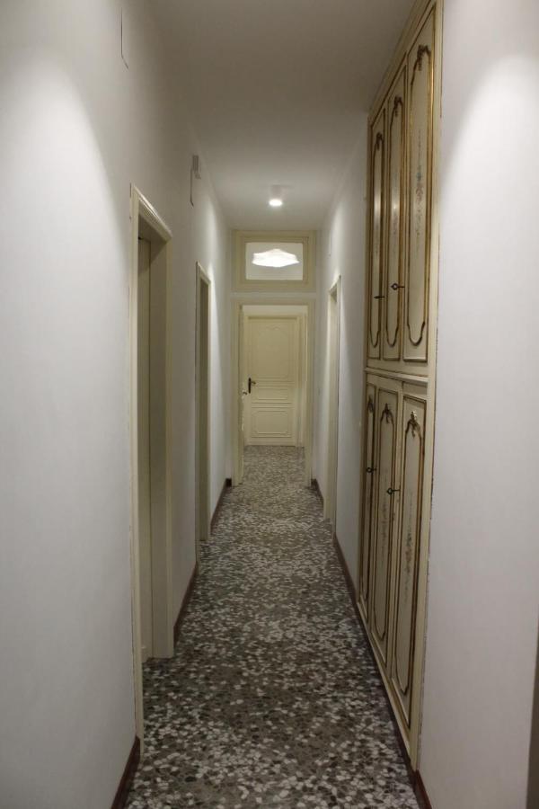 Apartment Little Бари Екстериор снимка