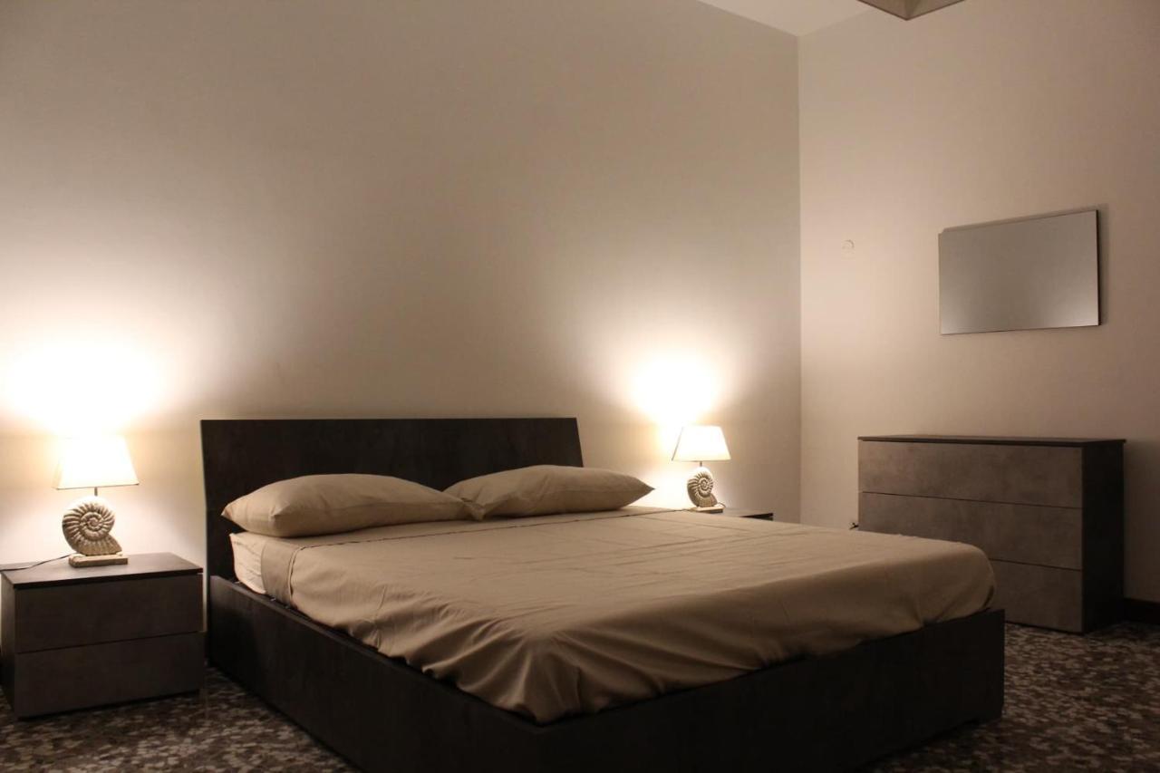 Apartment Little Бари Екстериор снимка